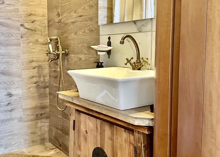 α οροφου σπιτι Apartment *